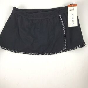 NWT Ceptiva Black Swim Skirt with White Accents Size M